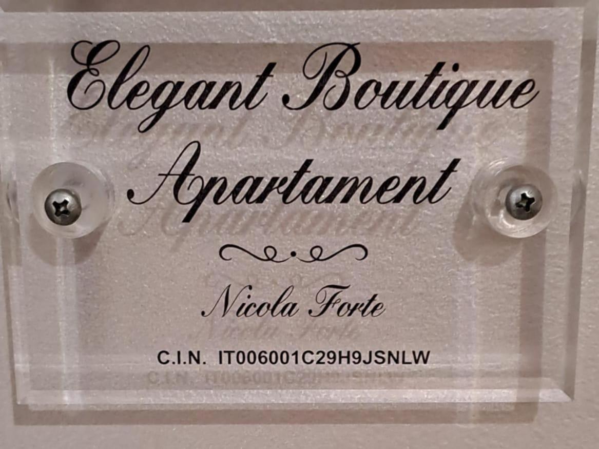 Elegant Boutique Apartment Alloggio Via Nizza Acqui Terme ภายนอก รูปภาพ